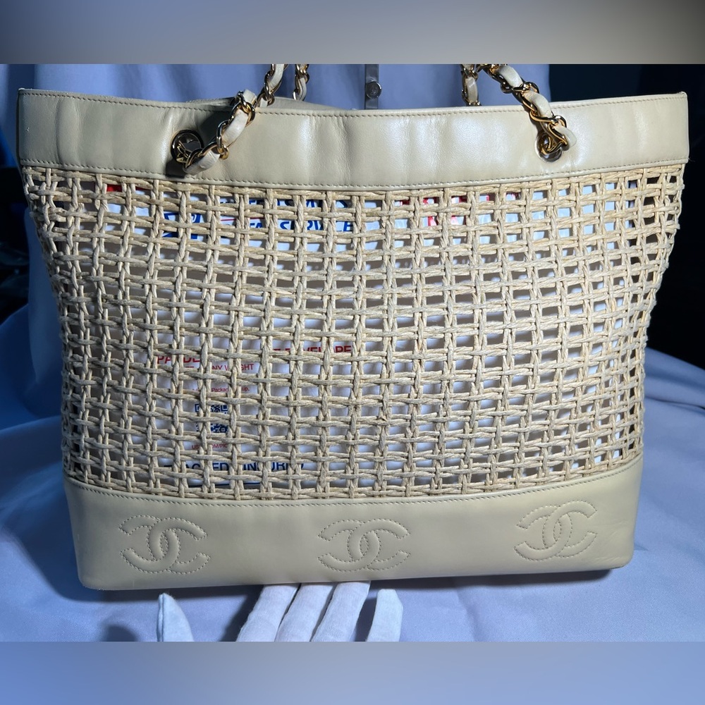 Vintage Rare Chanel Woven Straw x Lambskin Beige Tote